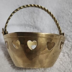 Vinyage Small Trinket Brass Heart Cutout Basket
